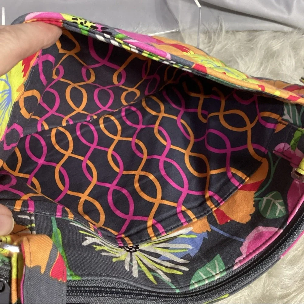 Vera Bradley “Jazzy Blooms” Floral Tablet Hipster Crossbody Bag VGUC